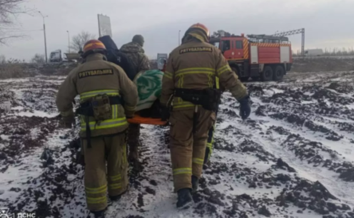 У м. Підгородне сталася ДТП: надзвичайники деблокували жінку з пошкодженого автомобіля